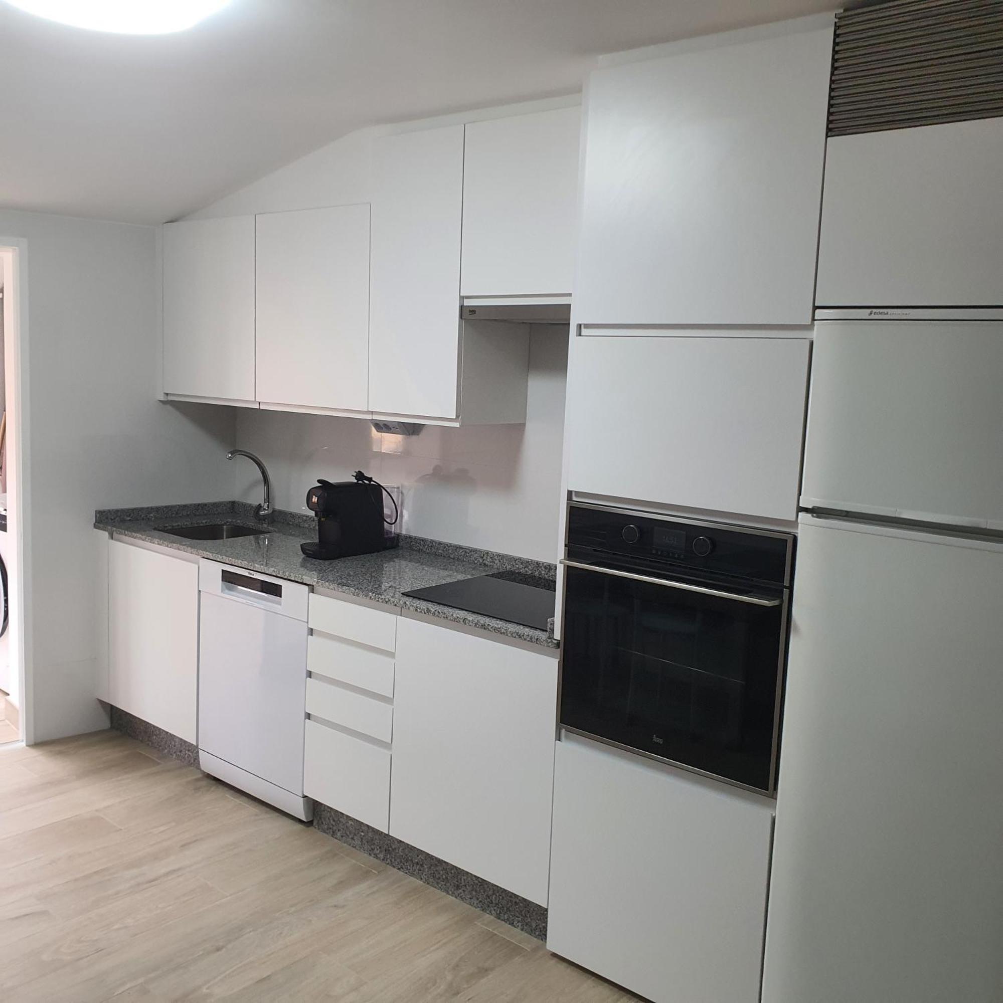 Amplio Atico 3 Habitaciones Bueu Luaran gambar